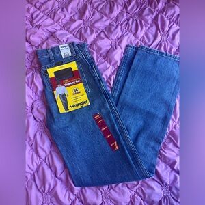 NWT!! Wrangler Slim Fit Cowboy Cut Denim Jeans — Size 28!!